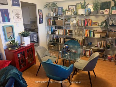 Photo 3 at 706 - 2550 Pharmacy Avenue, L'Amoreaux, Toronto