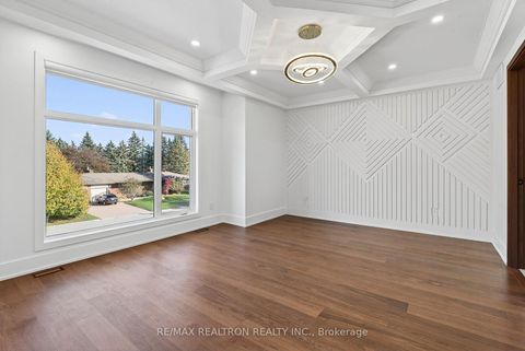 Photo 35 at 30 Banner Lane, King City, King