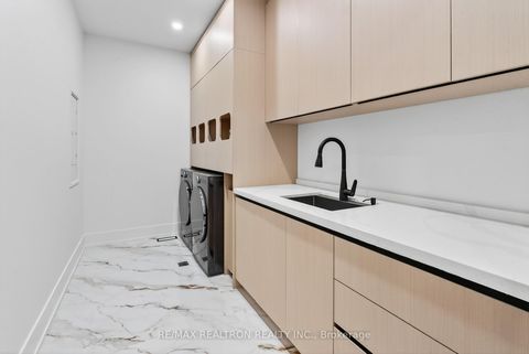 Photo 40 at 30 Banner Lane, King City, King