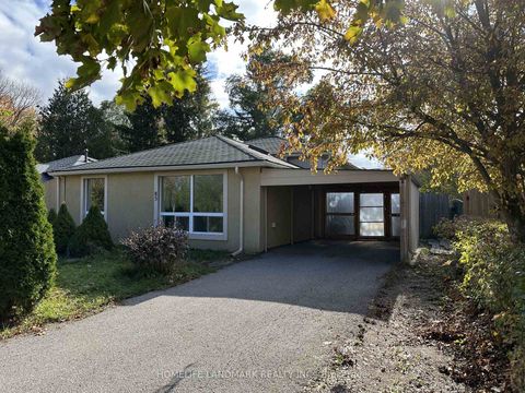 Photo 0 at 85 Aurora Heights Drive, Aurora Heights, Aurora