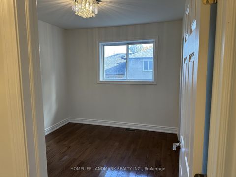 Photo 15 at 85 Aurora Heights Drive, Aurora Heights, Aurora