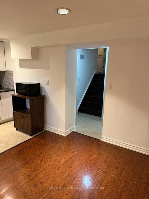 Photo 19 at 85 Aurora Heights Drive, Aurora Heights, Aurora