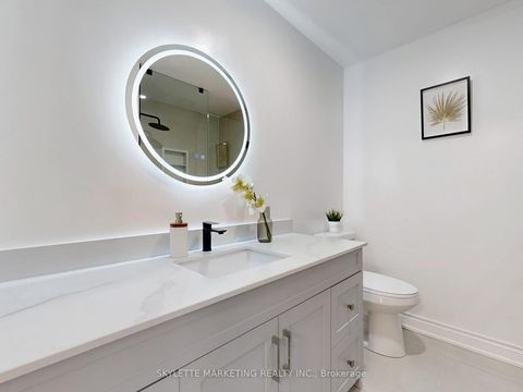 Photo 18 at 28 Garland Crescent S, Rouge Woods, Richmond Hill