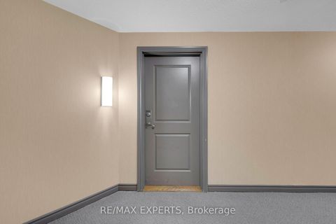 Photo 4 at 205 - 7730 Kipling Avenue, Vaughan Grove, Vaughan