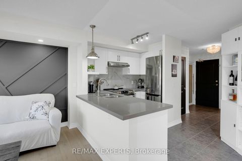 Photo 9 at 205 - 7730 Kipling Avenue, Vaughan Grove, Vaughan