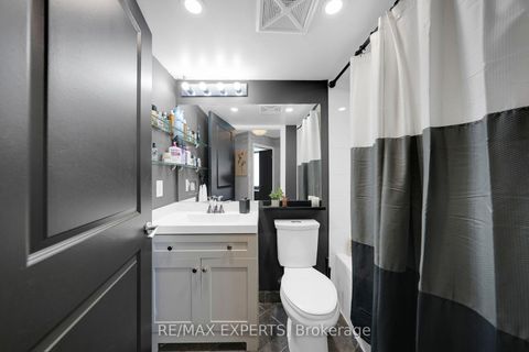 Photo 18 at 205 - 7730 Kipling Avenue, Vaughan Grove, Vaughan