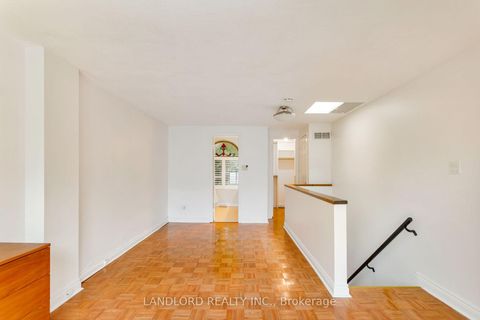 Photo 33 at 14 - 280 Sherbourne Street, Moss Park, Toronto
