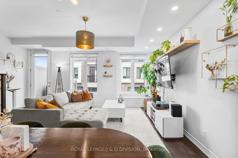 Photo 3 at TH4 - 120 Long Branch Avenue, Long Branch, Toronto