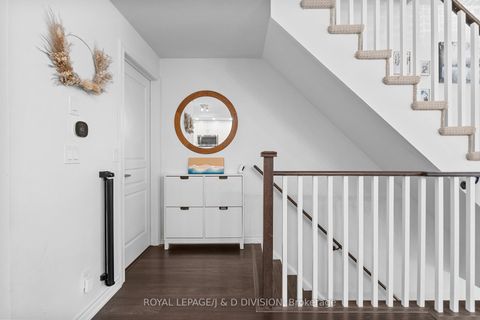 Photo 15 at TH4 - 120 Long Branch Avenue, Long Branch, Toronto