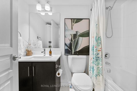 Photo 26 at TH4 - 120 Long Branch Avenue, Long Branch, Toronto