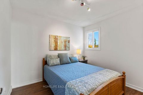 Photo 11 at 223 Cherrywood Drive, London, Newmarket