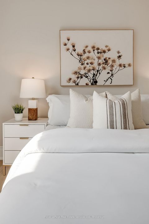 Photo 24 at 397 Bartos Drive, CO Central, Oakville