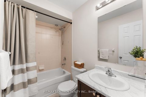 Photo 26 at 62 Betony Drive, Oak Ridges, Richmond Hill