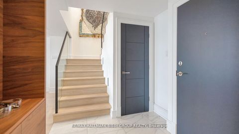 Photo 12 at 613 - 99 Harbour Square, Waterfront Communities C1, Toronto