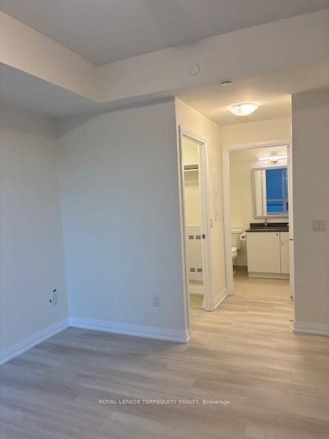 Photo 11 at 724 - 3270 Sheppard Avenue E, Sullivan, Toronto