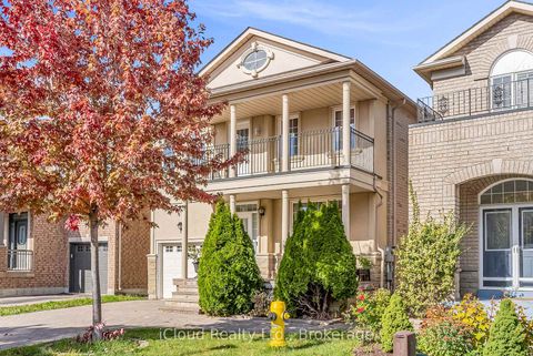Photo 1 at 18 Daiseyfield Crescent, Vellore Village, Vaughan