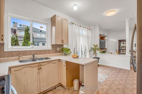 Photo 17 at 18 Daiseyfield Crescent, Vellore Village, Vaughan