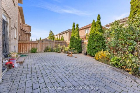 Photo 40 at 18 Daiseyfield Crescent, Vellore Village, Vaughan