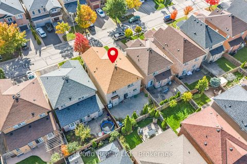 Photo 42 at 18 Daiseyfield Crescent, Vellore Village, Vaughan