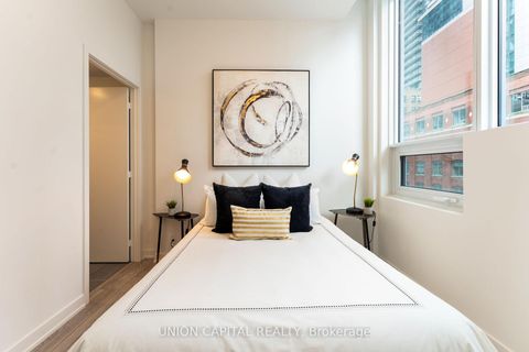 Photo 8 at 301 - 108 Peter Street, Waterfront Communities C1, Toronto