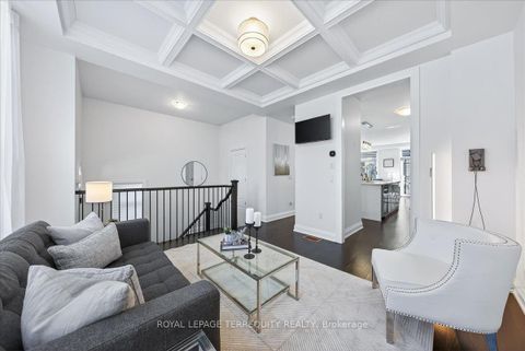 Photo 9 at 25 Nardini Lane, South Richvale, Richmond Hill