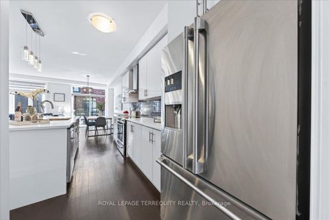 Photo 11 at 25 Nardini Lane, South Richvale, Richmond Hill