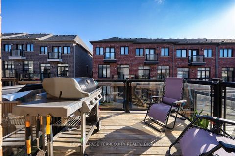 Photo 15 at 25 Nardini Lane, South Richvale, Richmond Hill