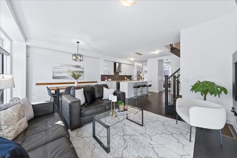 Photo 18 at 25 Nardini Lane, South Richvale, Richmond Hill