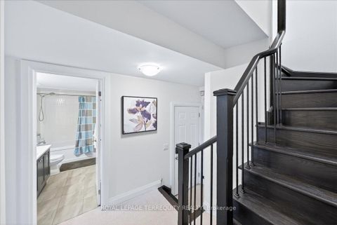 Photo 28 at 25 Nardini Lane, South Richvale, Richmond Hill