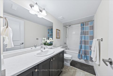 Photo 29 at 25 Nardini Lane, South Richvale, Richmond Hill