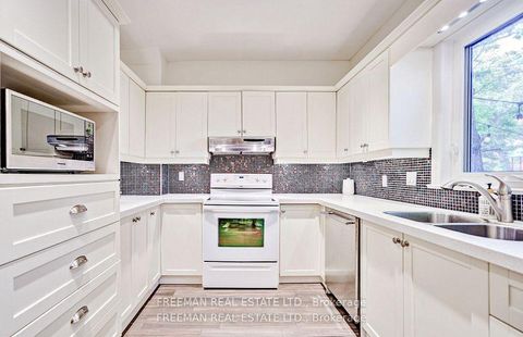 Photo 9 at 56 Austin Terrace, Casa Loma, Toronto