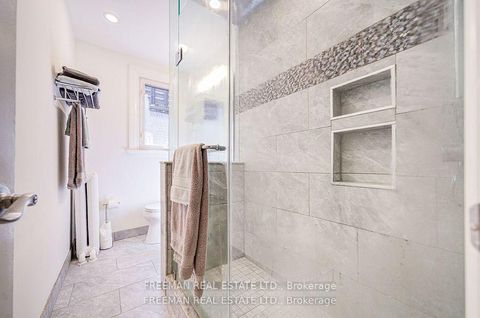 Photo 18 at 56 Austin Terrace, Casa Loma, Toronto