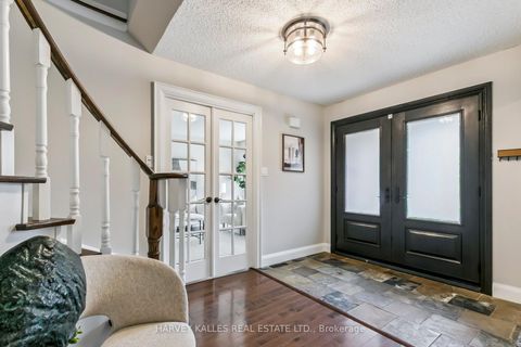 Photo 1 at 92 Golf Links Drive, Aurora Highlands, Aurora