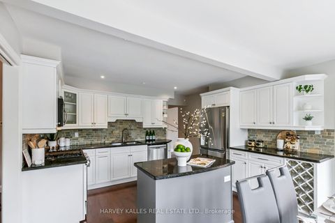 Photo 12 at 92 Golf Links Drive, Aurora Highlands, Aurora