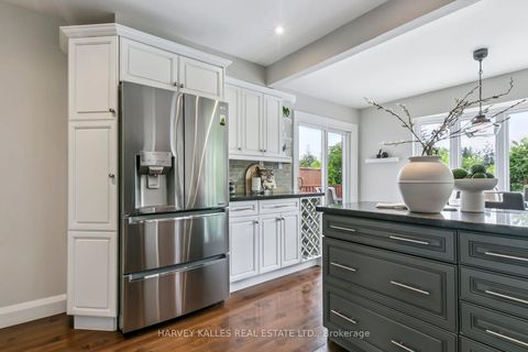 Photo 19 at 92 Golf Links Drive, Aurora Highlands, Aurora