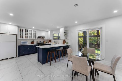 Photo 11 at 63 Pondtail Drive, Milliken, Toronto