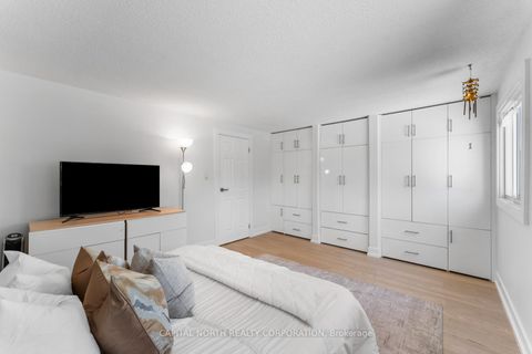 Photo 25 at 63 Pondtail Drive, Milliken, Toronto