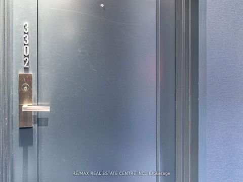 Photo 8 at 3302 - 28 Wellesley Street, Yonge Corridor, Toronto