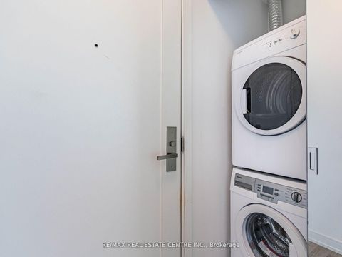 Photo 29 at 3302 - 28 Wellesley Street, Yonge Corridor, Toronto