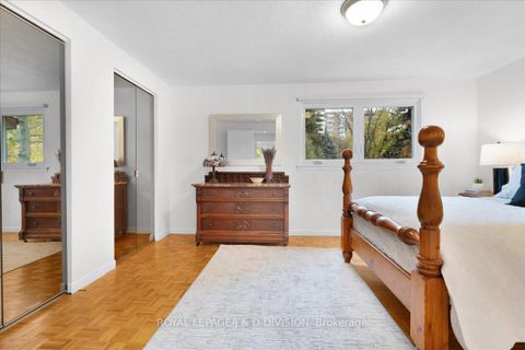 Photo 14 at 61 - 189 Springhead Gardens, North Richvale, Richmond Hill