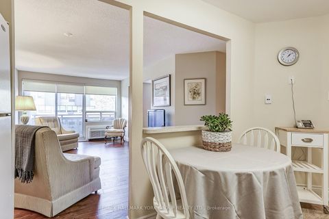 Photo 10 at 308 - 155 Main Street, London, Newmarket