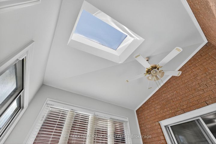 Photo 25 at 101 Embassy Drive, East Woodbridge, Vaughan