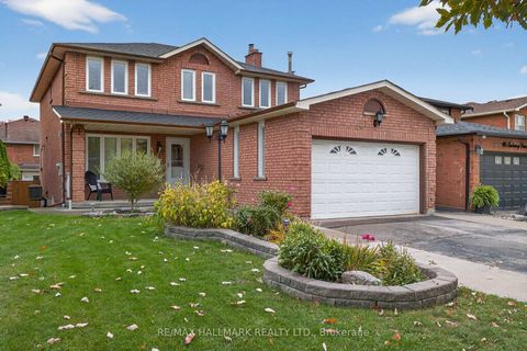 Photo 2 at 101 Embassy Drive, East Woodbridge, Vaughan