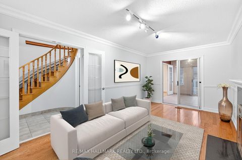 Photo 7 at 101 Embassy Drive, East Woodbridge, Vaughan