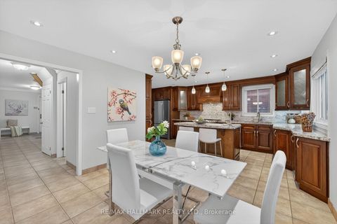 Photo 13 at 101 Embassy Drive, East Woodbridge, Vaughan