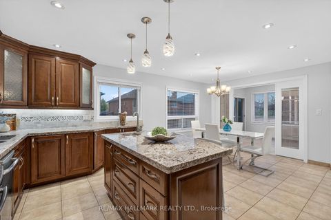 Photo 18 at 101 Embassy Drive, East Woodbridge, Vaughan