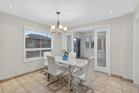 Photo 22 at 101 Embassy Drive, East Woodbridge, Vaughan