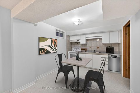 Photo 43 at 101 Embassy Drive, East Woodbridge, Vaughan