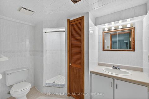 Photo 44 at 101 Embassy Drive, East Woodbridge, Vaughan