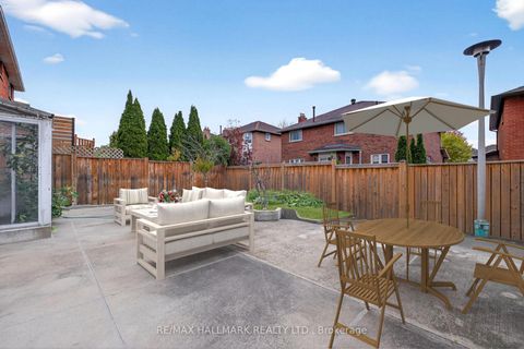 Photo 45 at 101 Embassy Drive, East Woodbridge, Vaughan